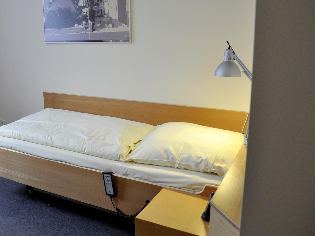 Seminarhotel In Der Manfred-Sauer-Stiftung Lobbach Стая снимка